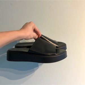 BCBG Generation Platform Chunky Slide Sandals